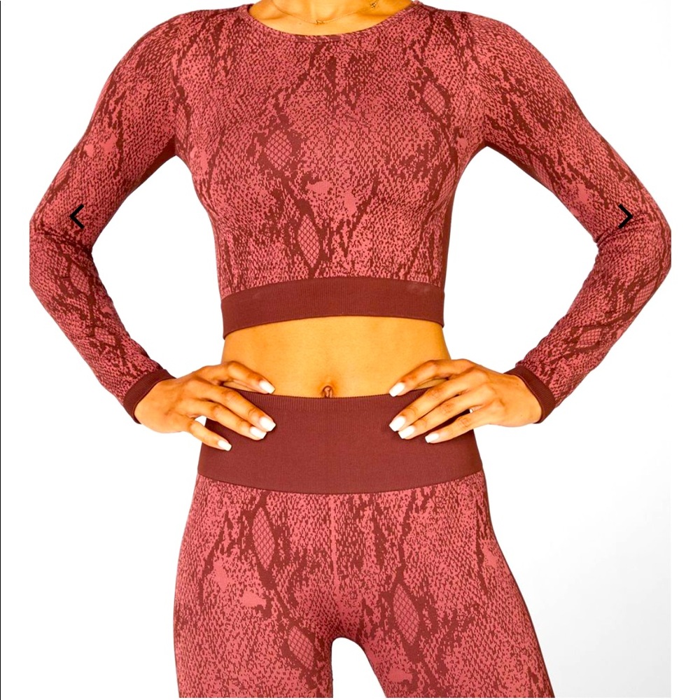 Fabletics Snakeskin Outfit